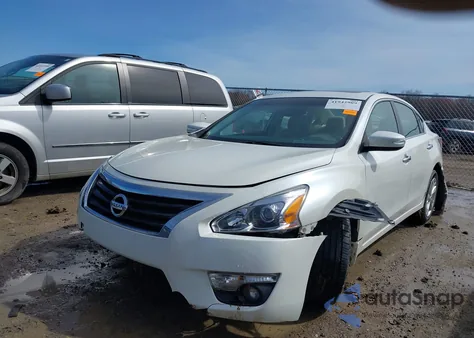 2014 Nissan Altima 2.5 from USA, damaged, VIN 1N4AL3APXEC316431